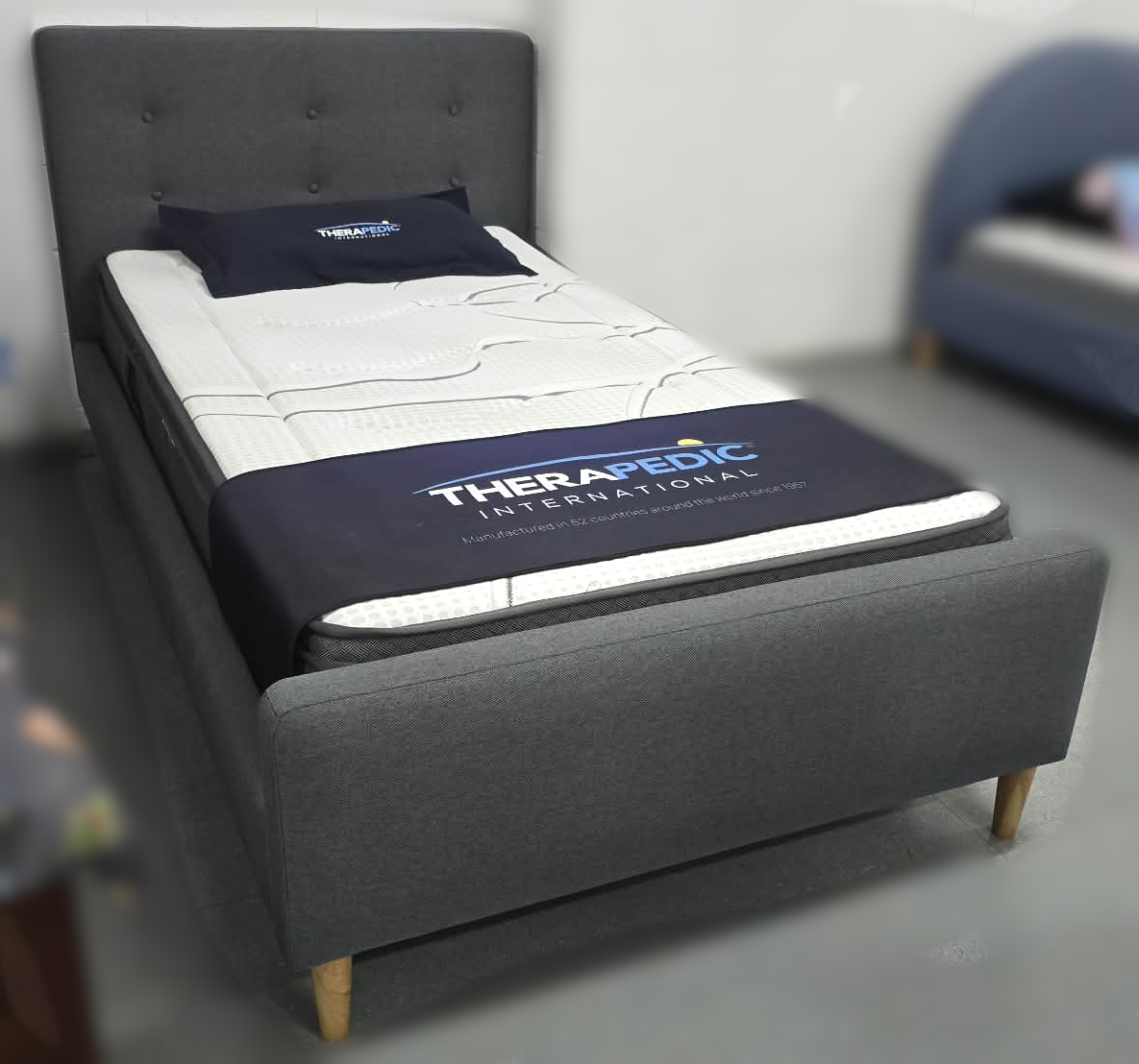 Caroline Single Bed