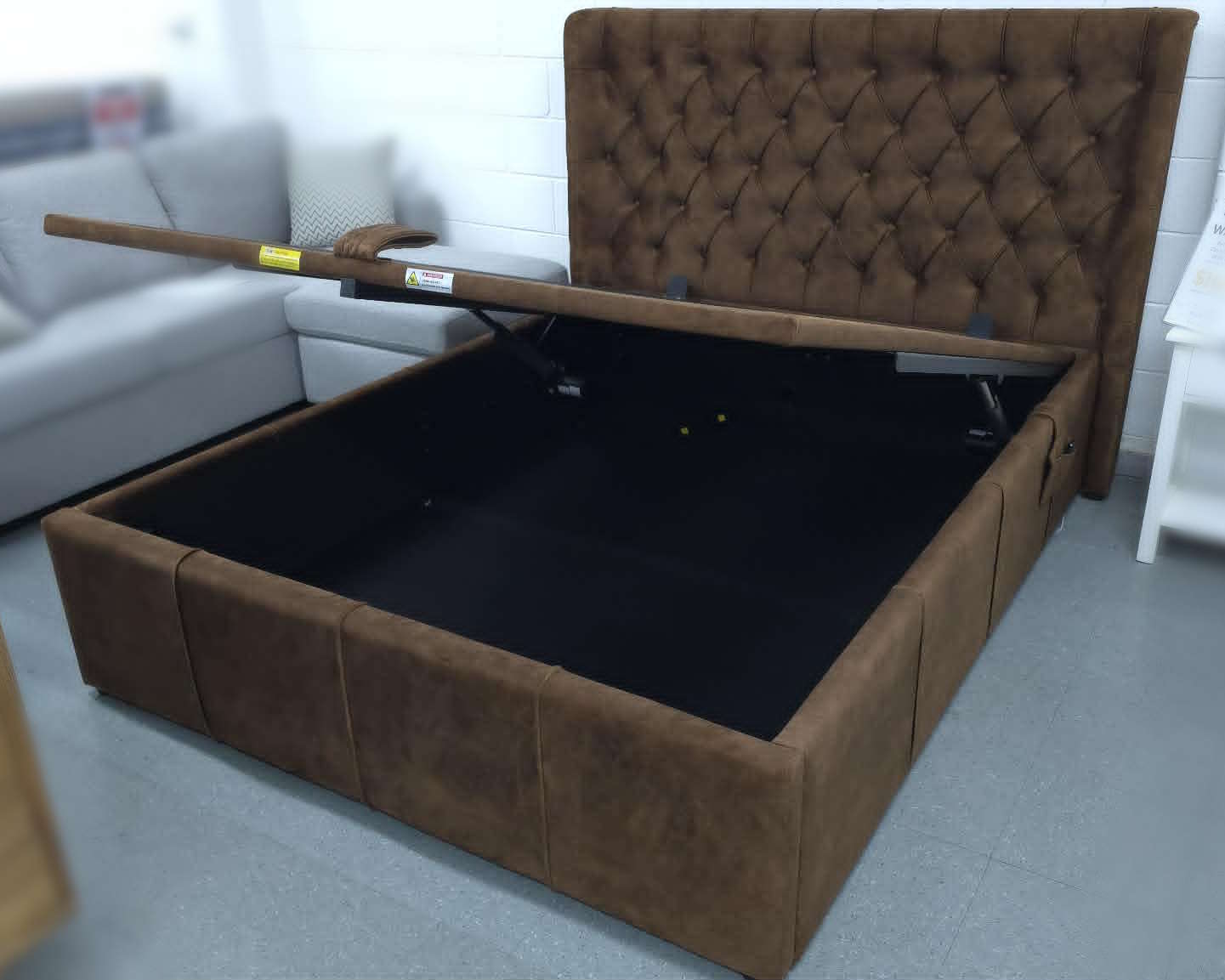 Waldorf Brown Open